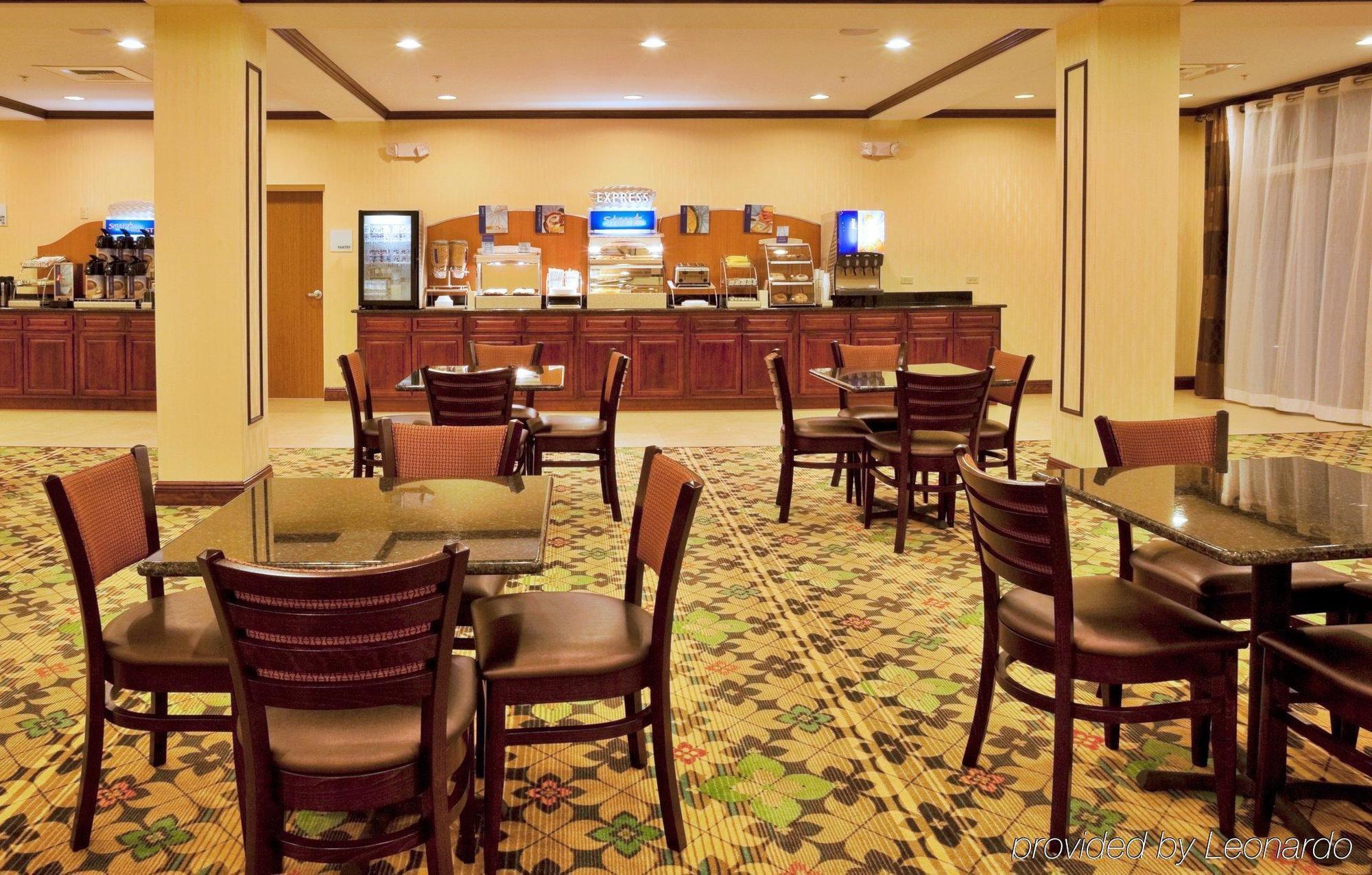 Holiday Inn Express Hotel & Suites Palm Bay By Ihg Extérieur photo