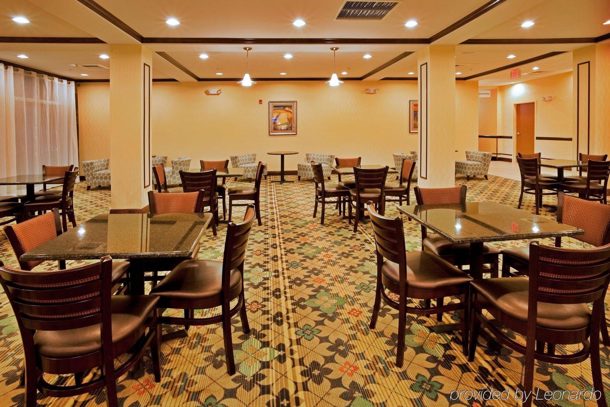 Holiday Inn Express Hotel & Suites Palm Bay By Ihg Extérieur photo