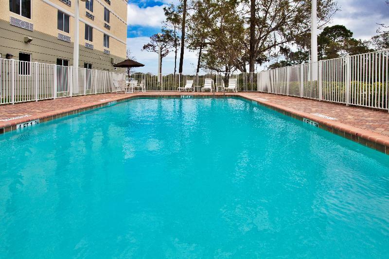 Holiday Inn Express Hotel & Suites Palm Bay By Ihg Extérieur photo